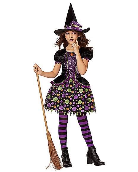 Channel Your Inner Witch with a Whimsical Costume